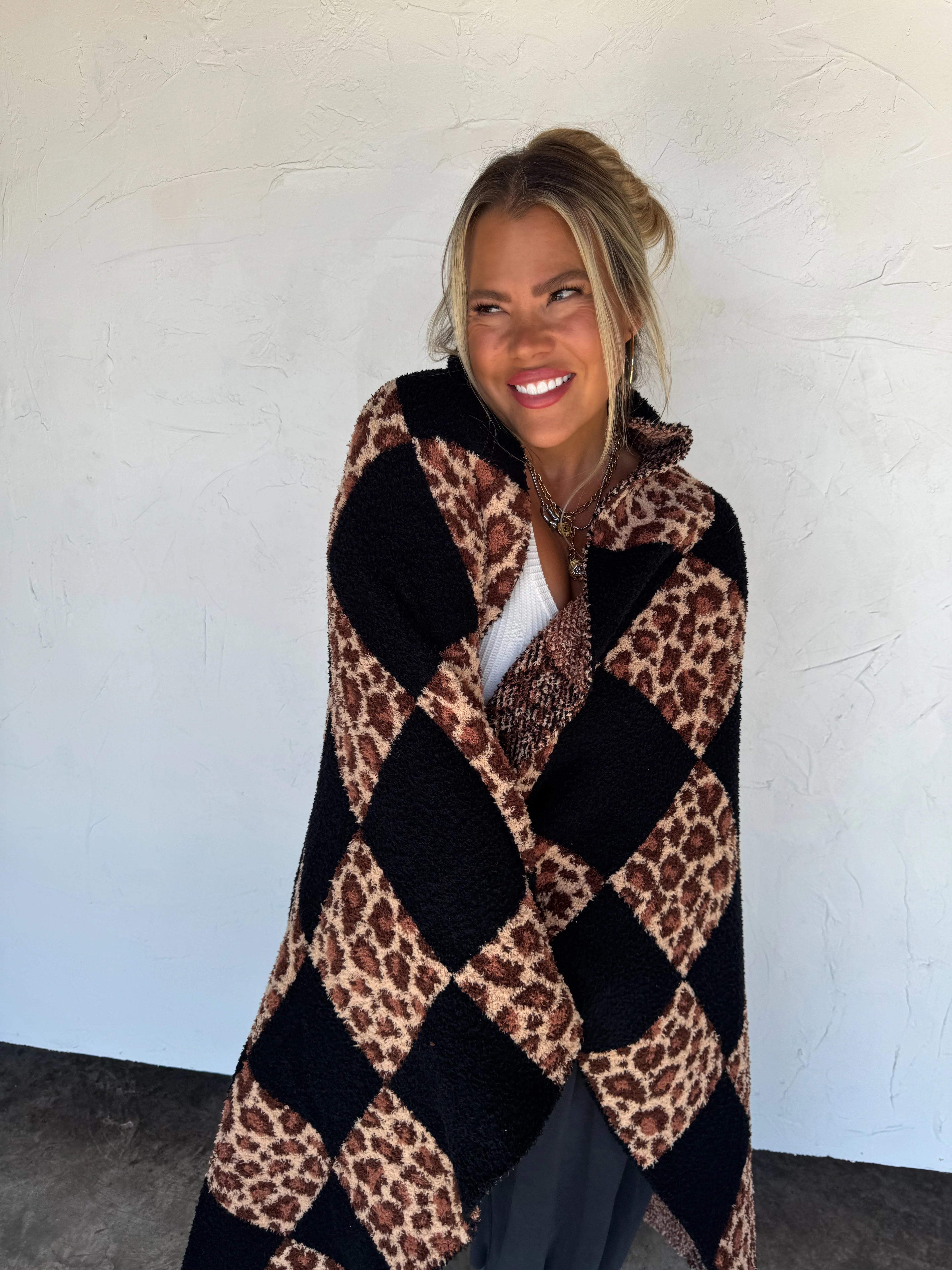 PREORDER - CHECK MATE CHEETAH CLOUD BLANKET